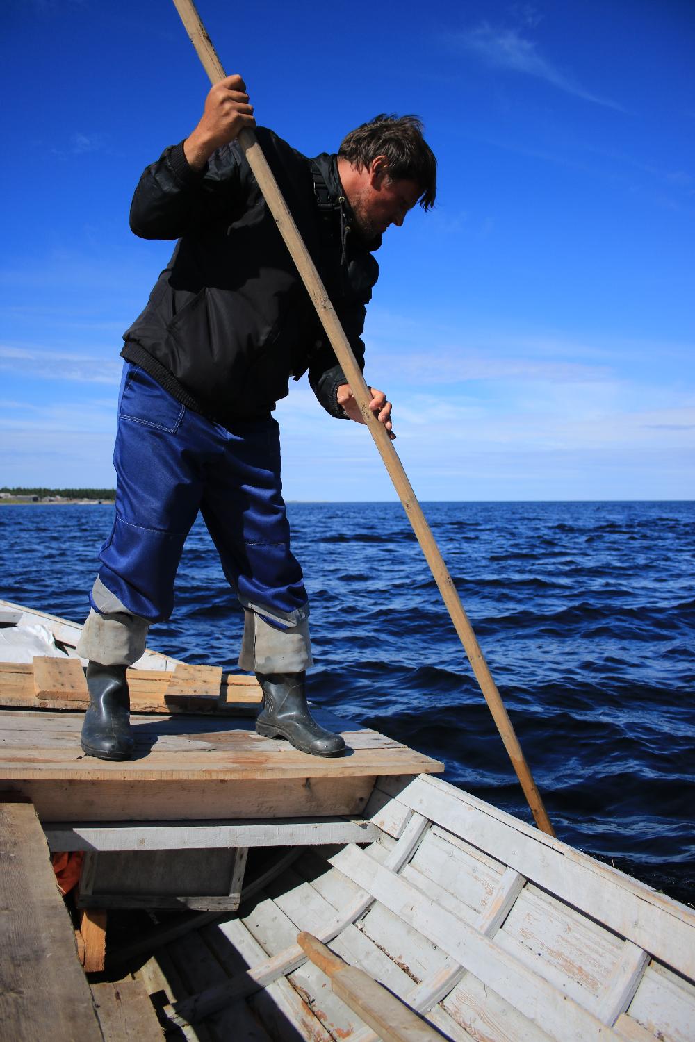 Extraction of raw materials